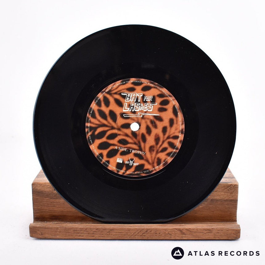 Bat For Lashes - Trophy - 7" Vinyl Record - NM/EX