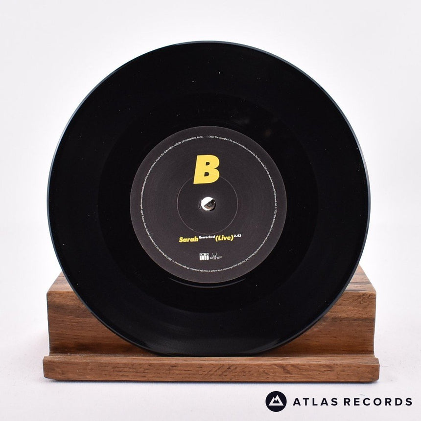 Bat For Lashes - What's A Girl To Do? - 7" Vinyl Record - NM/NM