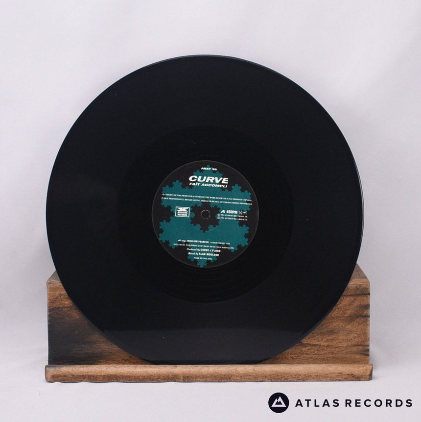 Curve - Faît Accompli - Bilbo Porky A-1 B-1 12" Vinyl Record - EX/EX