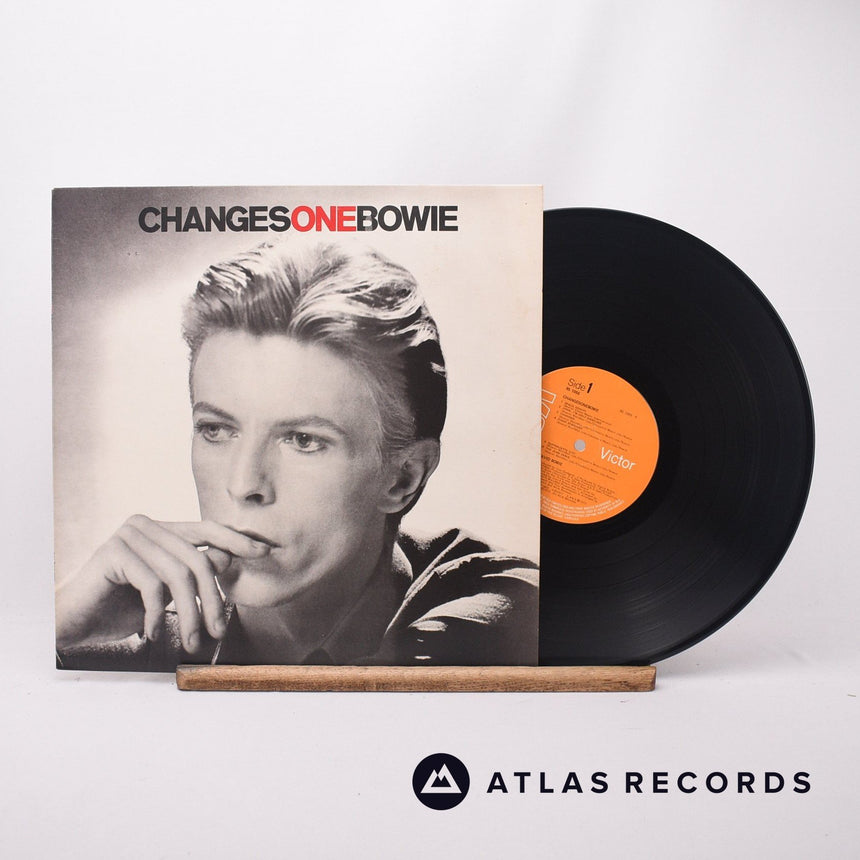 David Bowie ChangesOneBowie LP Vinyl Record - Front Cover & Record