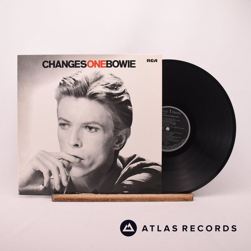 David Bowie ChangesOneBowie LP Vinyl Record - Front Cover & Record