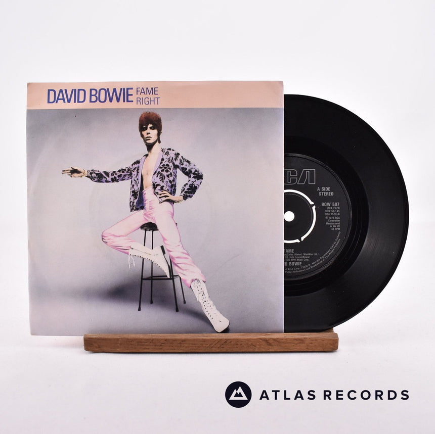 David Bowie Fame 7" Vinyl Record - Front Cover & Record
