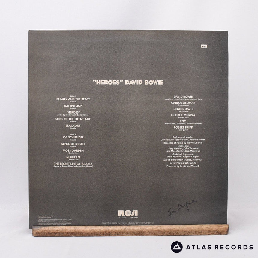 David Bowie - "Heroes" - Lyric Sheet A-2 B-2 LP Vinyl Record - EX/VG+