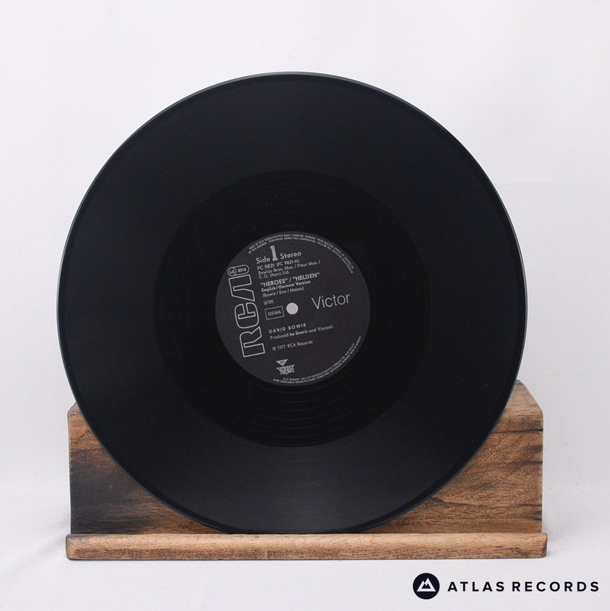 David Bowie - Heroes / Helden / Heroes / Héros - -A -B 12" Vinyl Record - EX/EX