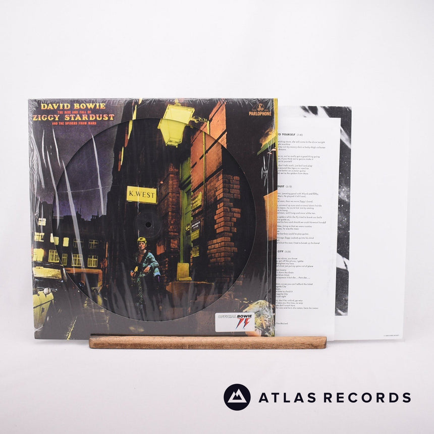 David Bowie The Rise And Fall Of Ziggy Stardust And The Spiders From Mars LP Vinyl Record - Front Cover & Record