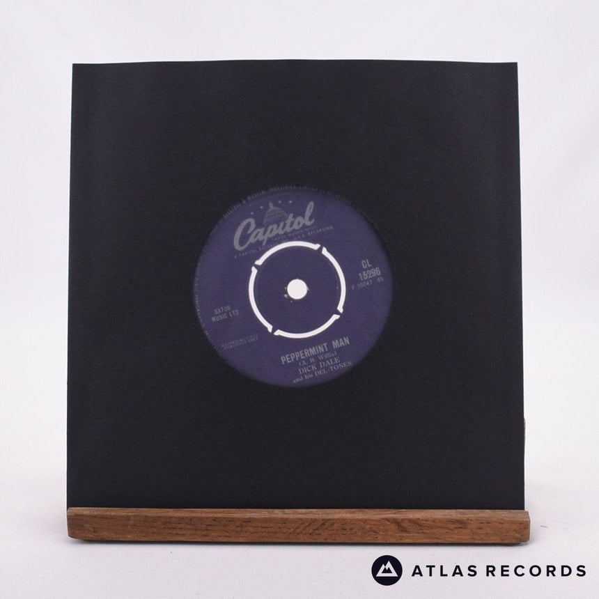 Dick Dale & His Del-Tones Surf Beat 7" Vinyl Record - In Sleeve