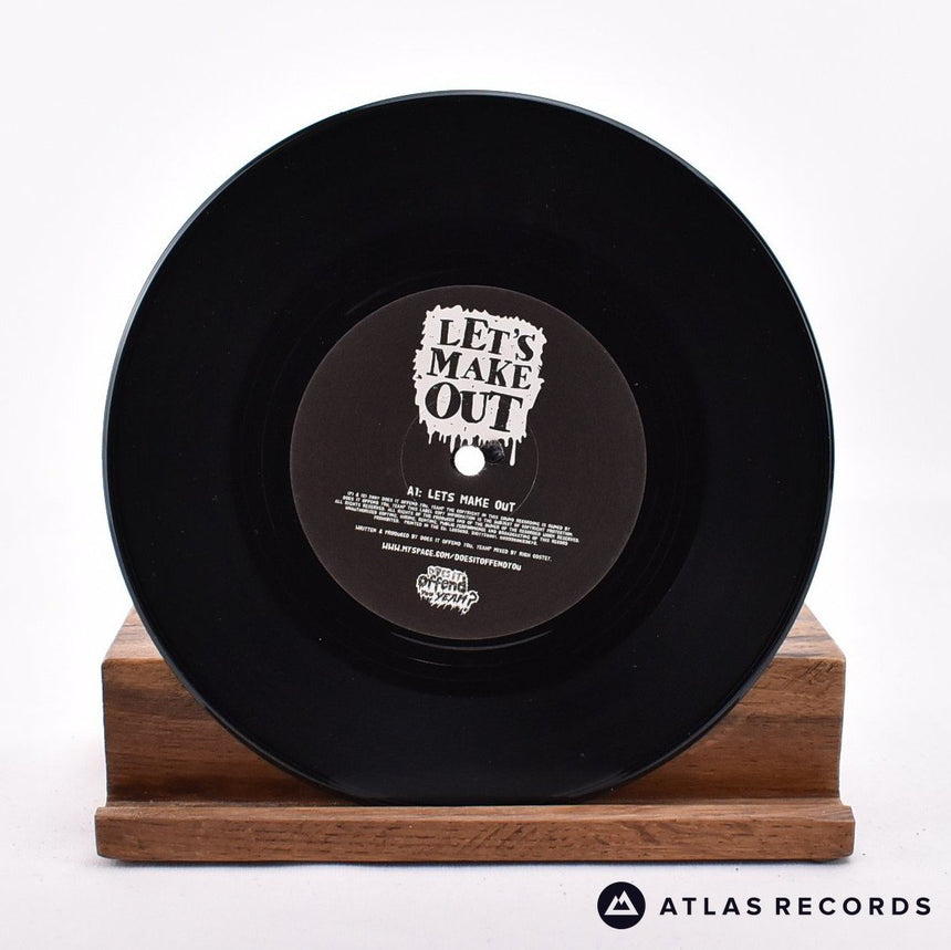 Does It Offend You, Yeah? - Let's Make Out - 7" Vinyl Record - NM/NM