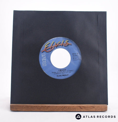 Elvis Presley - Santa Claus Is Back In Town - 7" Vinyl Record - VG