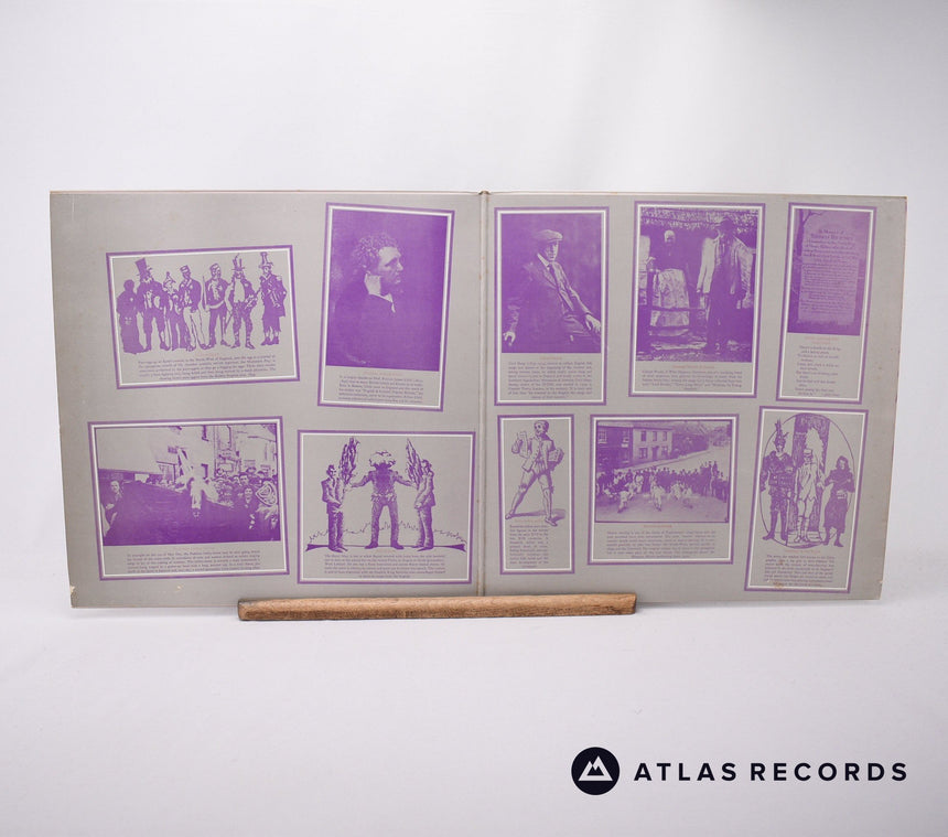 Fairport Convention - Liege & Lief - A5 B5 LP Vinyl Record - EX/VG+