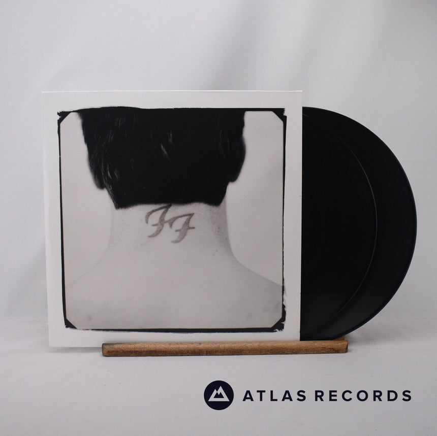 Foo Fighters There Is Nothing Left To Lose 2 x LP Vinyl Record - Front Cover & Record