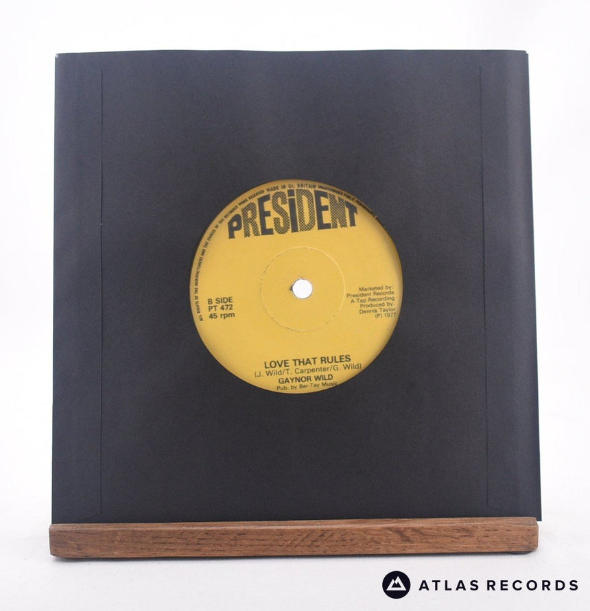 Gaynor Wild - Blue Guitar - 7" Vinyl Record - VG+