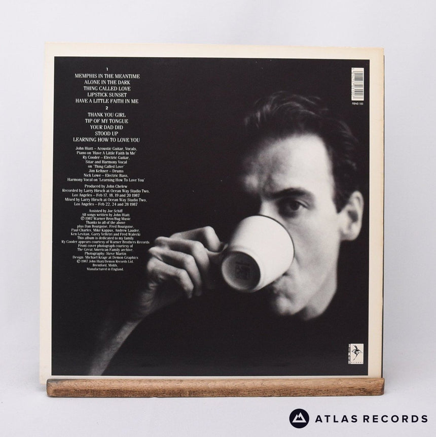 John Hiatt - Bring The Family - LP Vinyl Record - EX/EX