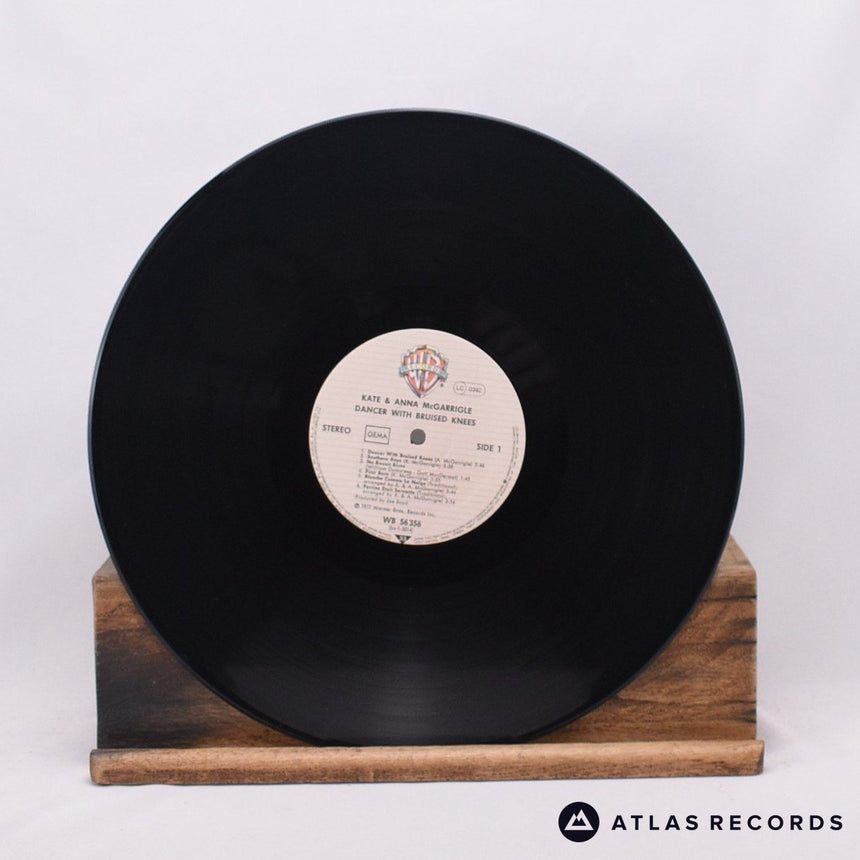 Kate & Anna McGarrigle - Dancer With Bruised Knees - LP Vinyl Record - VG+/EX