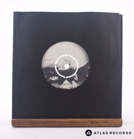 Kate Bush Babooshka 7" Vinyl Record - In Sleeve