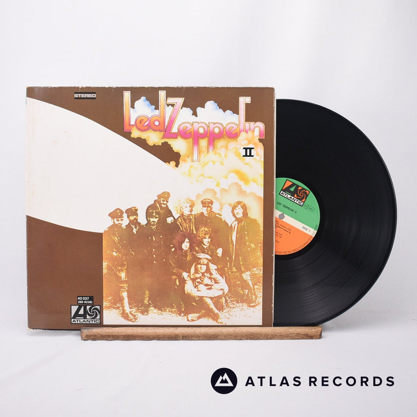 Led Zeppelin Led Zeppelin II LP Vinyl Record - Front Cover & Record