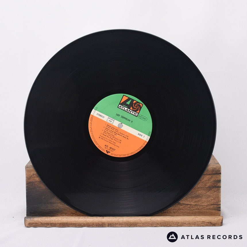 Led Zeppelin - Led Zeppelin II - Reissue A B LP Vinyl Record - VG+/VG+