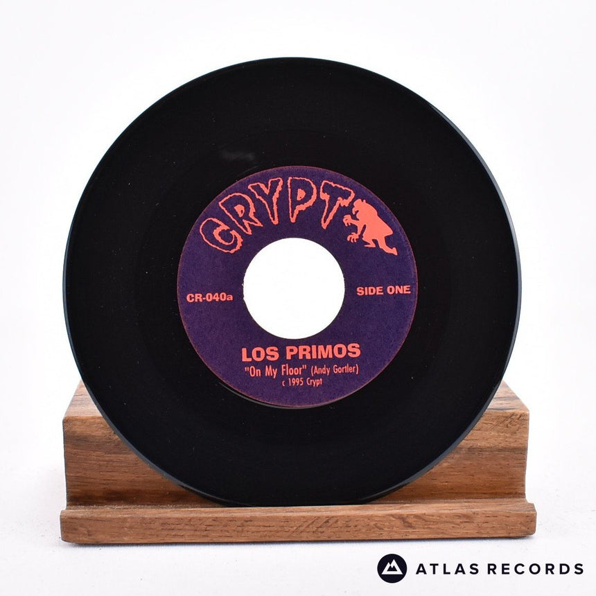 Los Primos - On My Floor - 7" Vinyl Record - VG+/EX