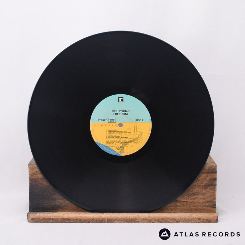 Neil Young - Freedom - A5 B5 LP Vinyl Record - EX/EX