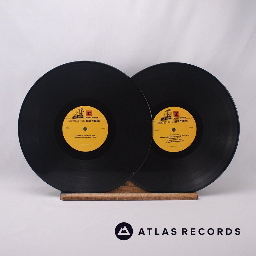 Neil Young - Greatest Hits - 7" + Double LP Vinyl Record