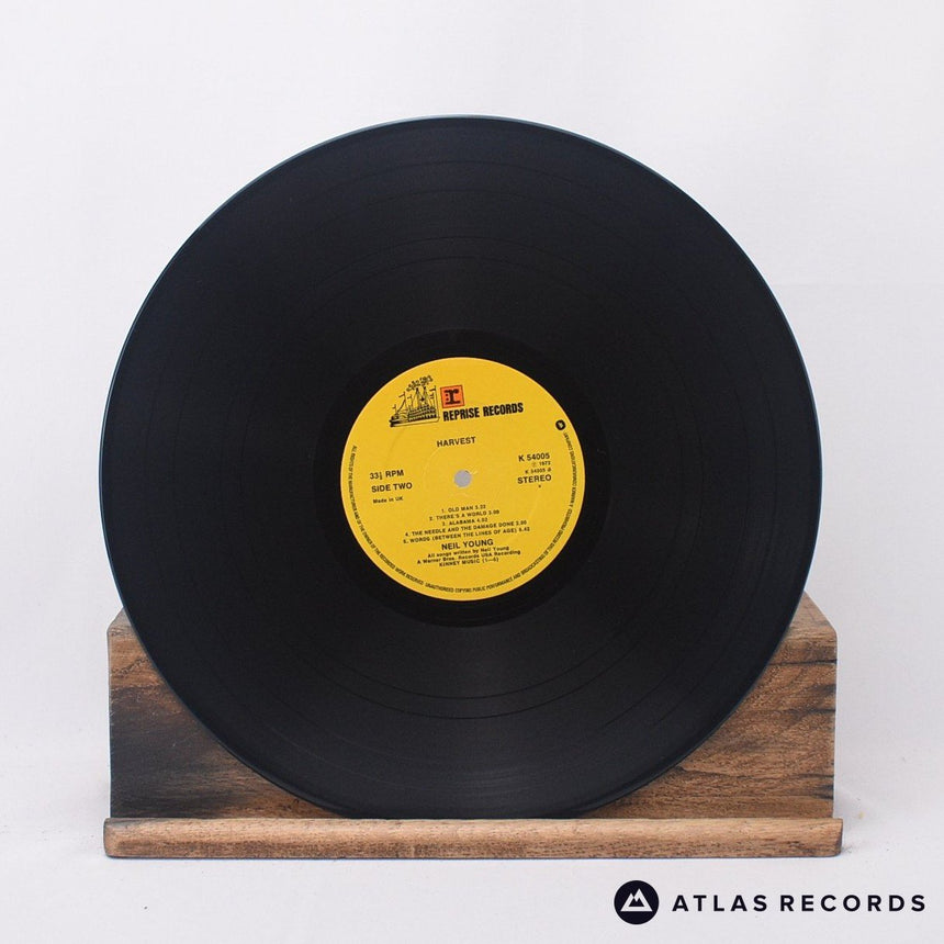 Neil Young - Harvest - Reissue Gatefold Lyric Sheet LP Vinyl Record - EX/VG+