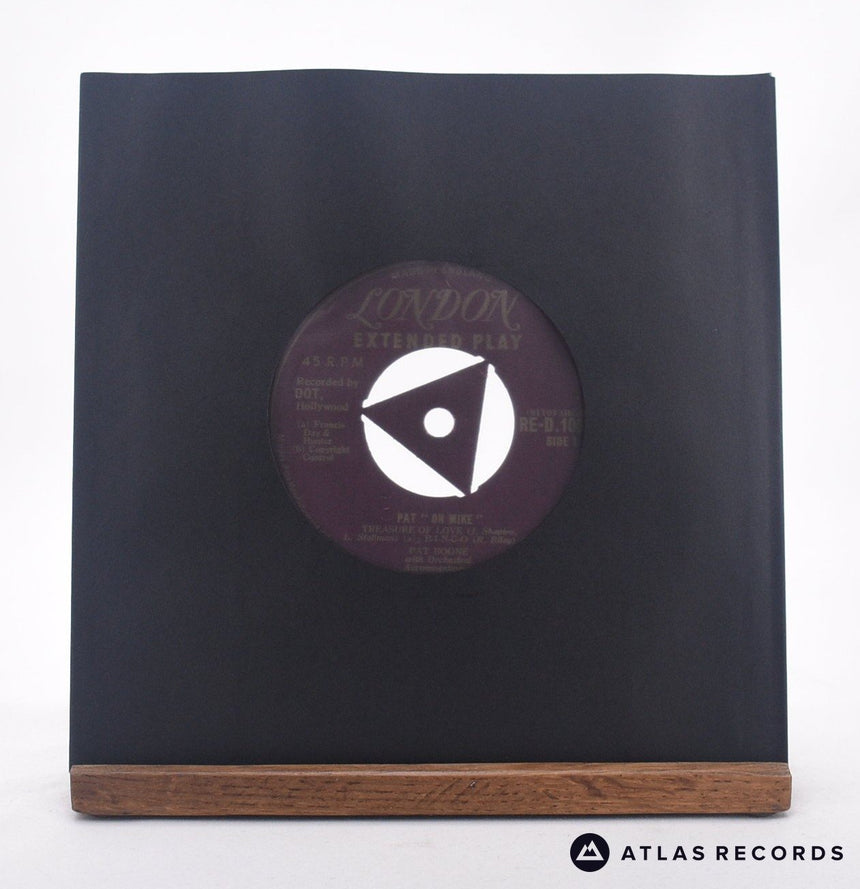 Pat Boone "Pat" On Mike 7" Vinyl Record - In Sleeve