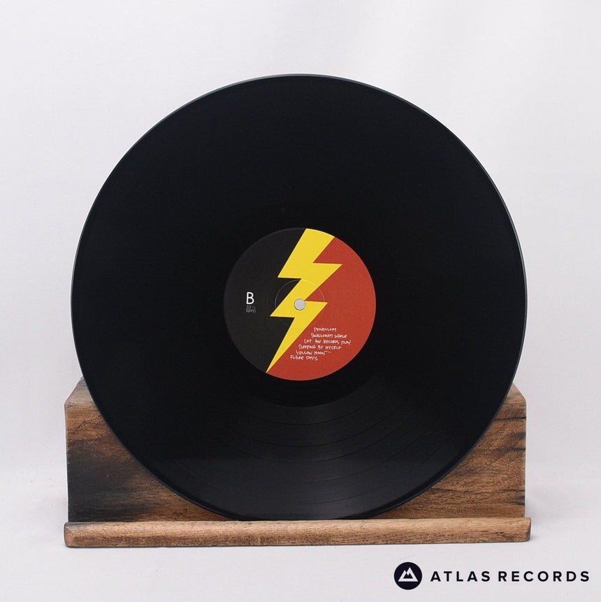 Pearl Jam - Lightning Bolt - Booklet 1/E 2/C LP Vinyl Record - NM/NM