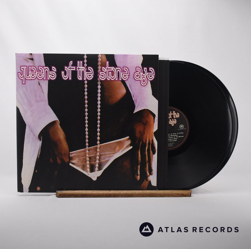 Queens Of The Stone Age Queens Of The Stone Age Double LP Vinyl Record - Front Cover & Record