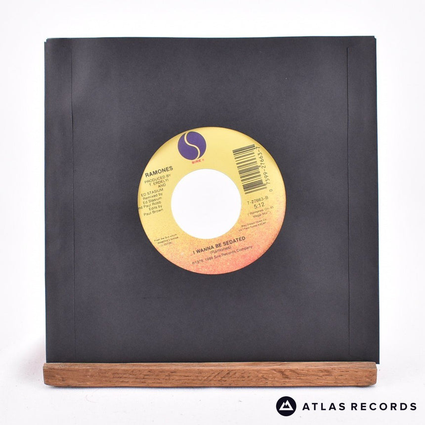 Ramones - I Wanna Be Sedated - 7" Vinyl Record - EX