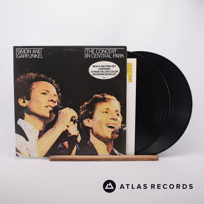 Simon & Garfunkel The Concert In Central Park 2 x LP Vinyl Record - Front Cover & Record