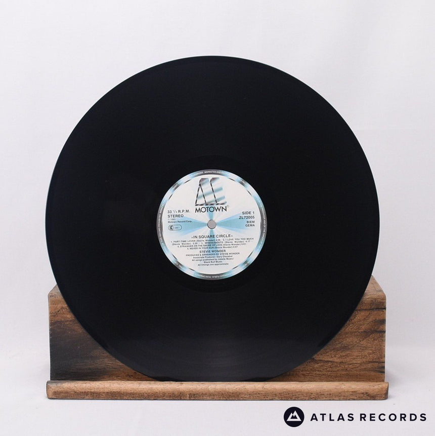 Stevie Wonder - In Square Circle - Embossed Sleeve LP Vinyl Record - EX/EX