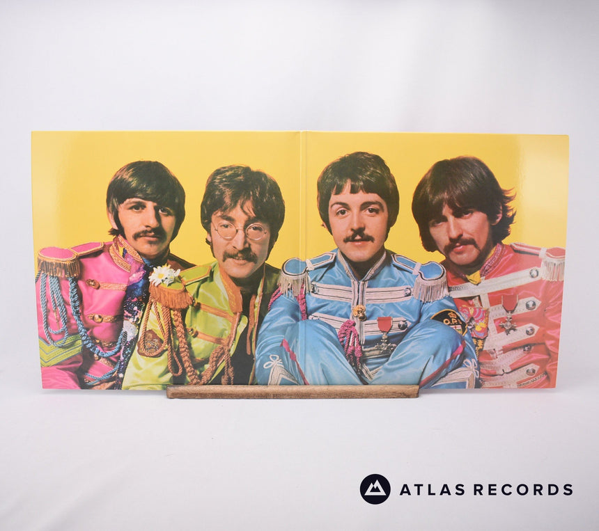 The Beatles - Sgt. Pepper's Lonely Hearts Club Band - 2 x LP Vinyl Record