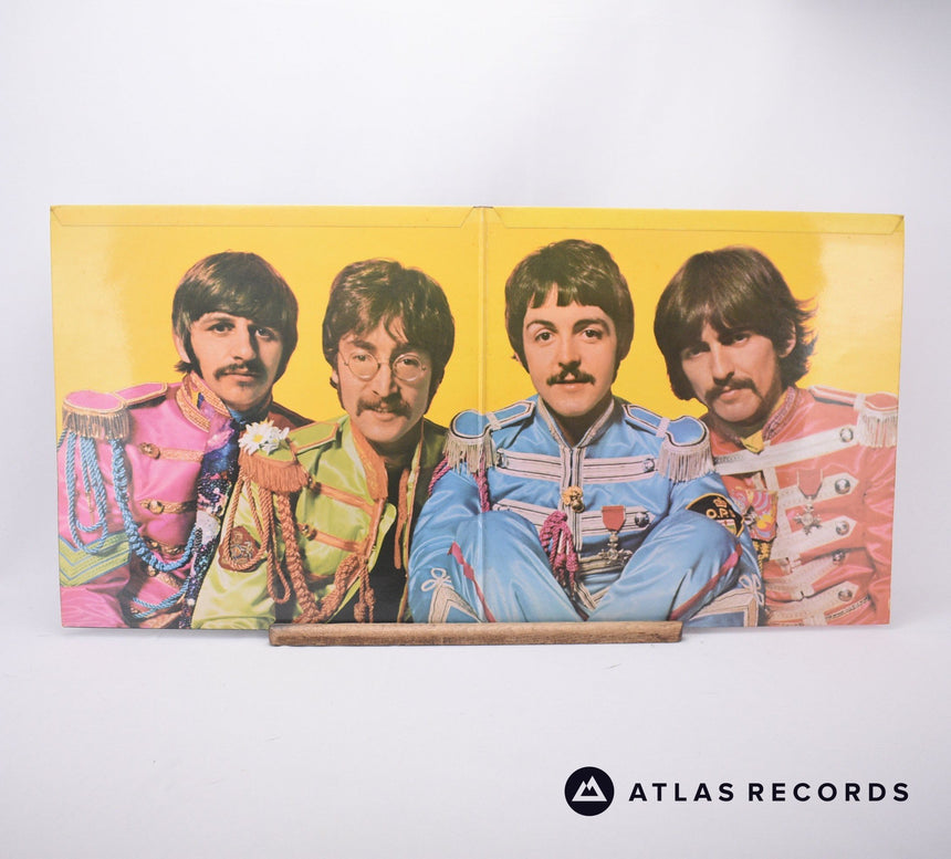 The Beatles - Sgt. Pepper's Lonely Hearts Club Band - LP Vinyl Record