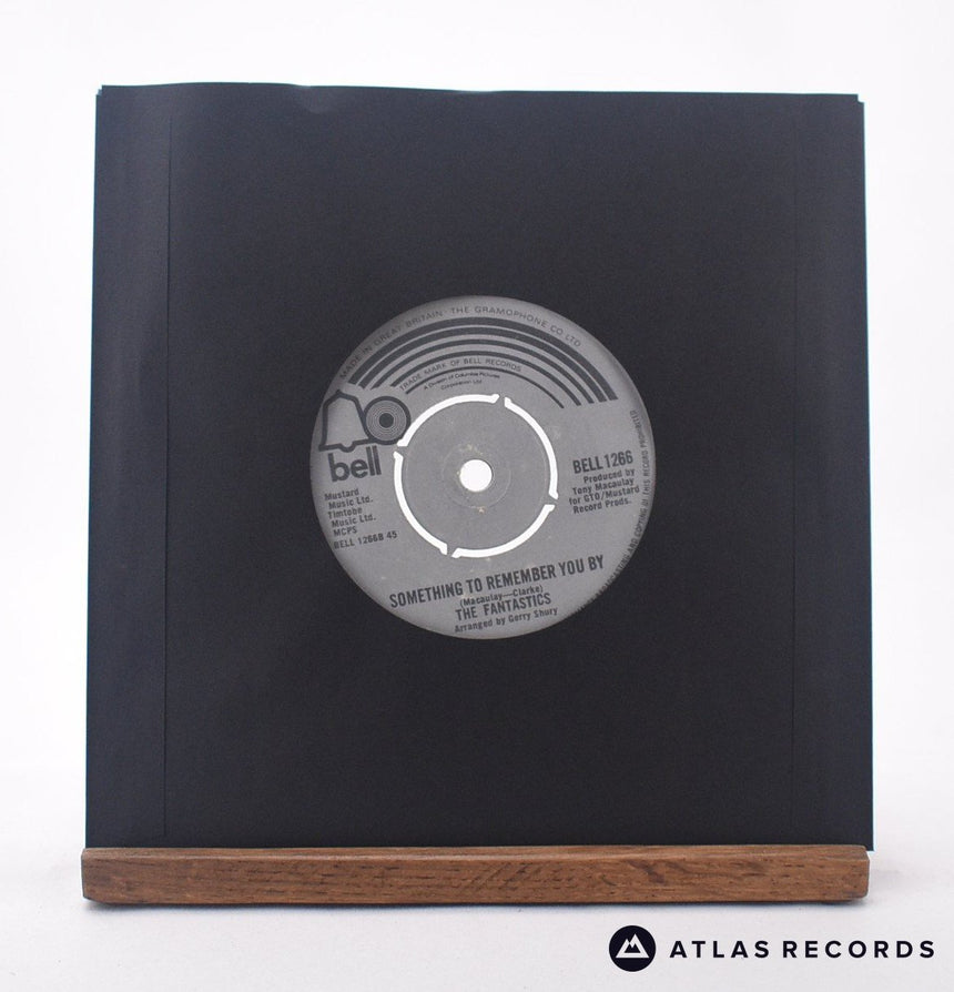 The Fantastics - The Best Of Strangers Now - 7" Vinyl Record - VG+