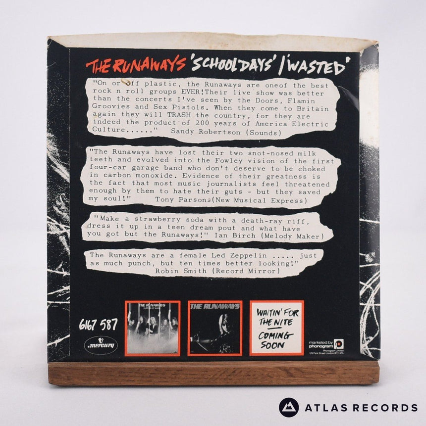 The Runaways - School Days - 7" Vinyl Record - VG+/EX