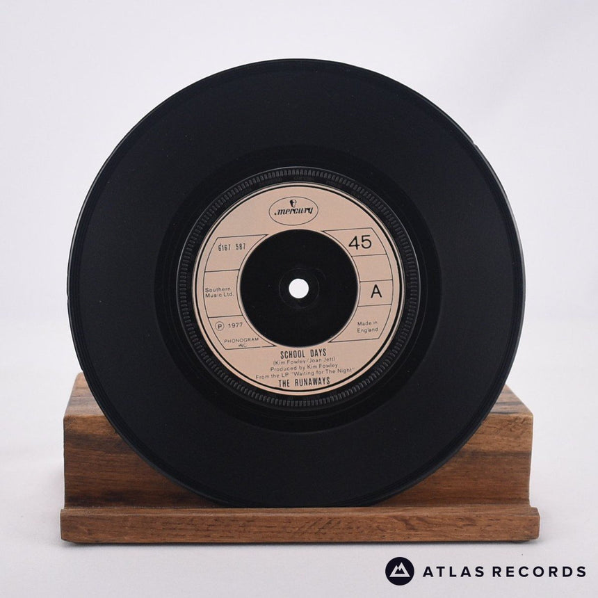 The Runaways - School Days - 7" Vinyl Record - VG+/EX