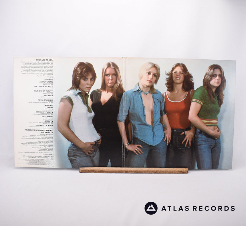 The Runaways - The Runaways - Gatefold Us A-CP3 B-CP3 LP Vinyl Record - VG+/EX