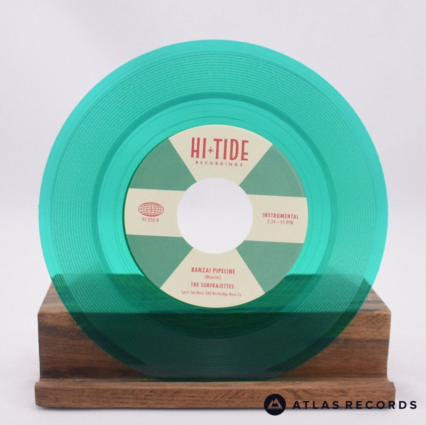 The Surfrajettes - Hale’iwa Hustle - 7" Vinyl Record - NM/NM