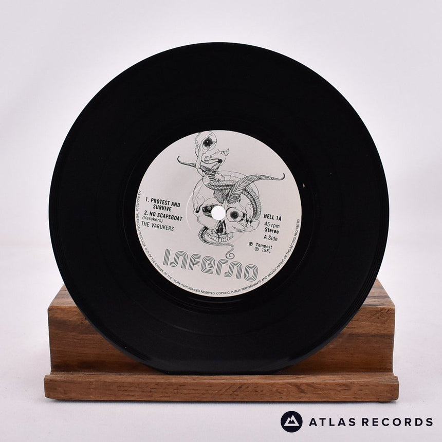 The Varukers - The Varukers E.P. - 7" EP Vinyl Record - VG+/VG+