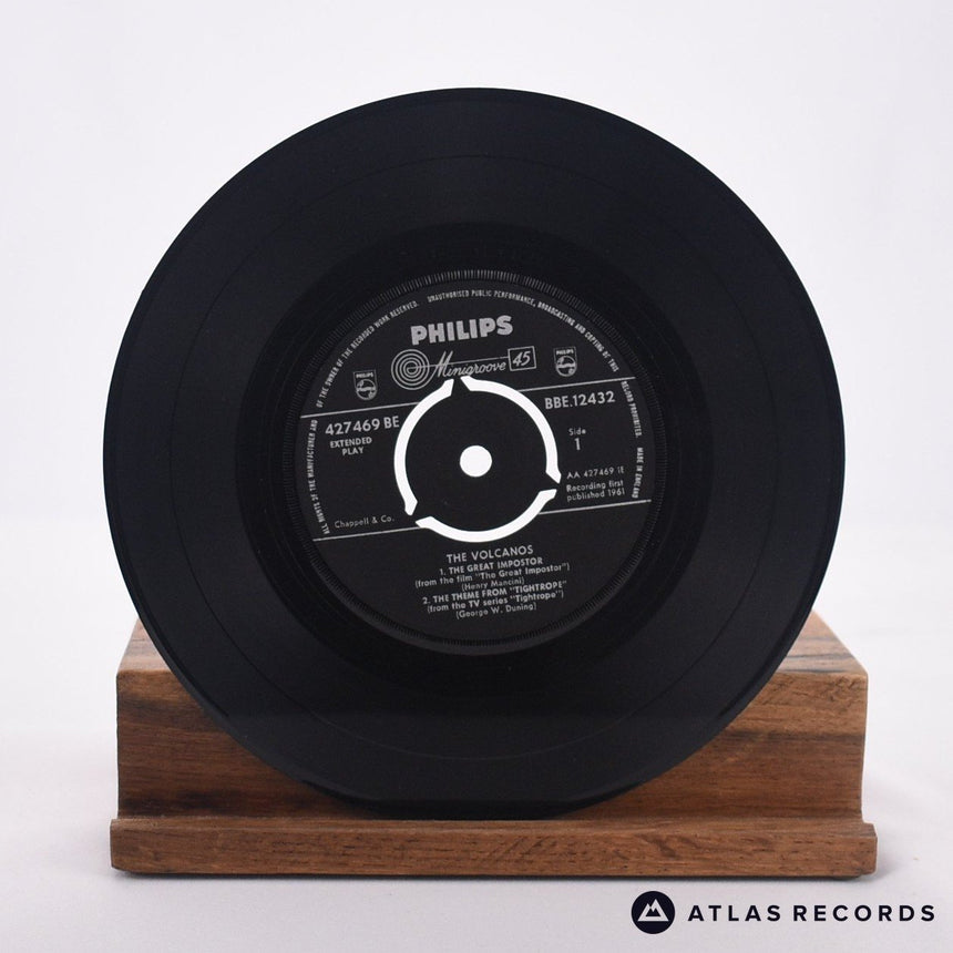 The Volcanos - The Volcanos Play - 7" EP Vinyl Record - EX/EX