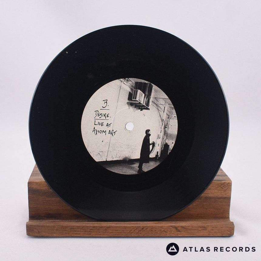 Vlure - Shattered Faith - 7" Vinyl Record - NM/NM