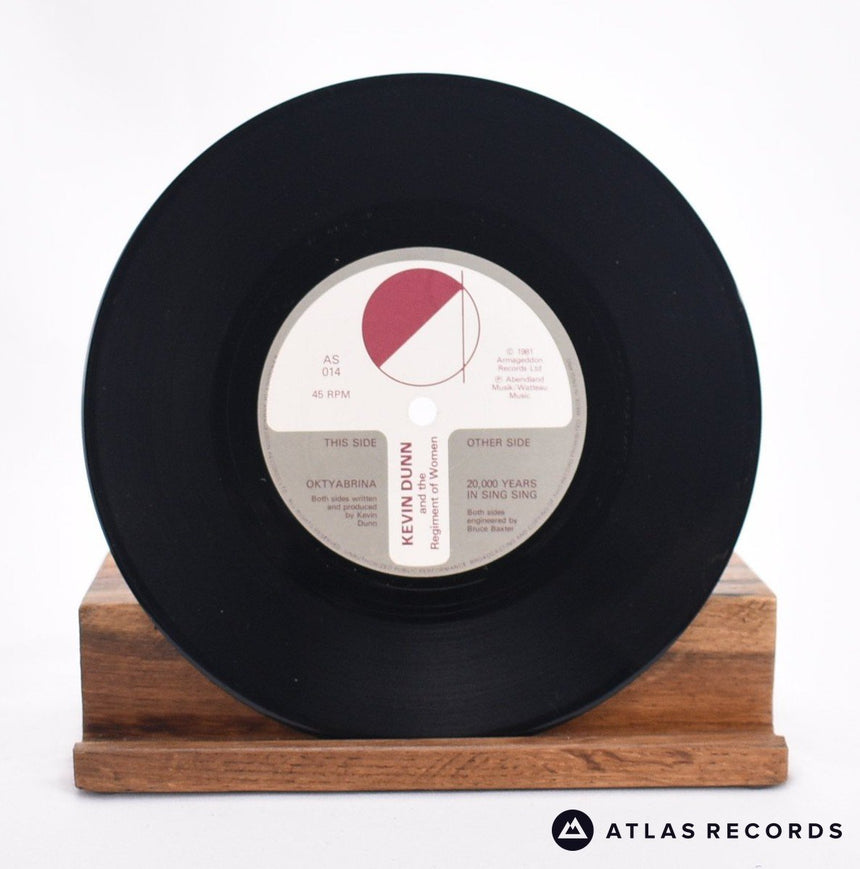 Kevin Dunn And The Regiment Of Women - Oktyabrina / 20,000 Years In Sing Sing - 7" Vinyl Record - EX/EX