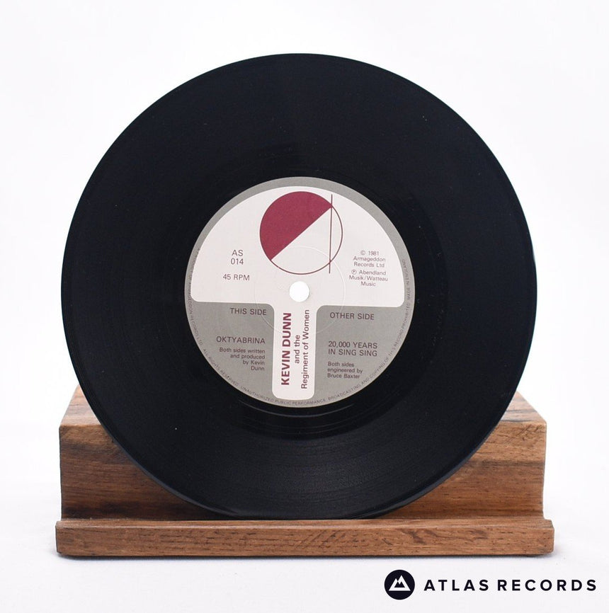 Kevin Dunn And The Regiment Of Women - Oktyabrina / 20,000 Years In Sing Sing - 7" Vinyl Record - EX/VG+