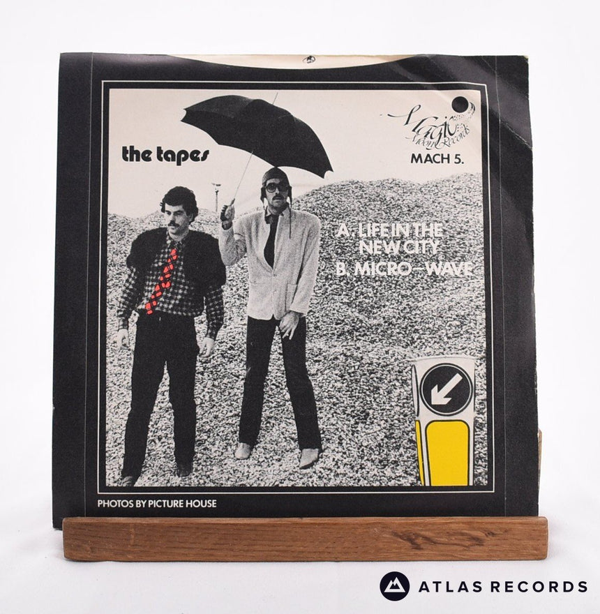The Tapes - Life In The New City - 7" Vinyl Record - VG+/EX