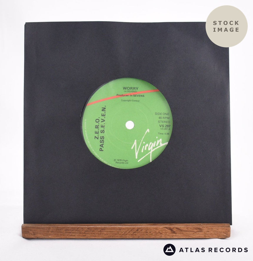 Z.E.R.O. Pass S.E.V.E.N. Worry 7" Vinyl Record - Sleeve & Record Side-By-Side