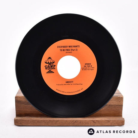 Amnesty - Everybody Who Wants To Be Free - 7" Vinyl Record - EX/EX