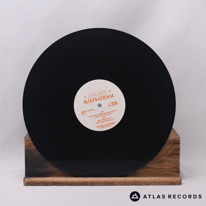 Beats International - The Sun Doesn't Shine - 12" Vinyl Record - EX/EX