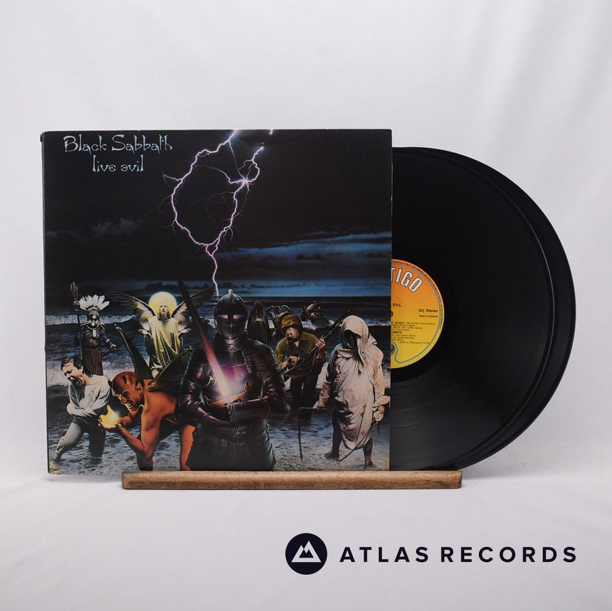 Black Sabbath Live Evil Double LP Vinyl Record - Front Cover & Record