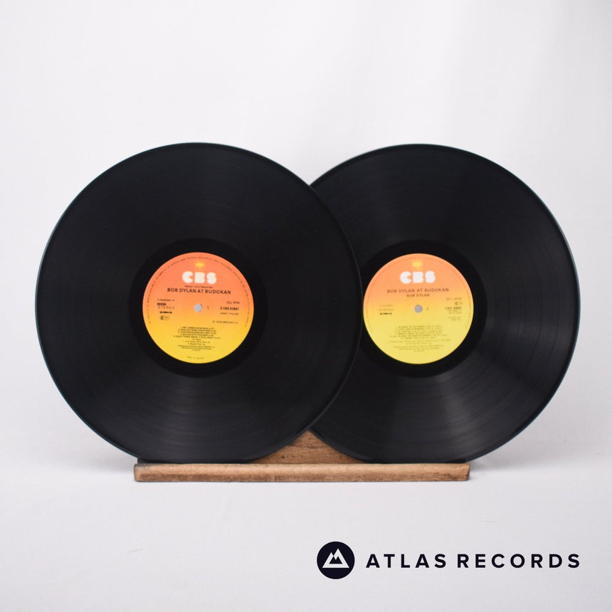 Bob Dylan - Bob Dylan At Budokan - A.4 B.5 A6 B.4 2 x LP Vinyl Record - EX/VG+