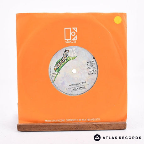 Carly Simon Nobody Does It Better 7" Vinyl Record - In Sleeve