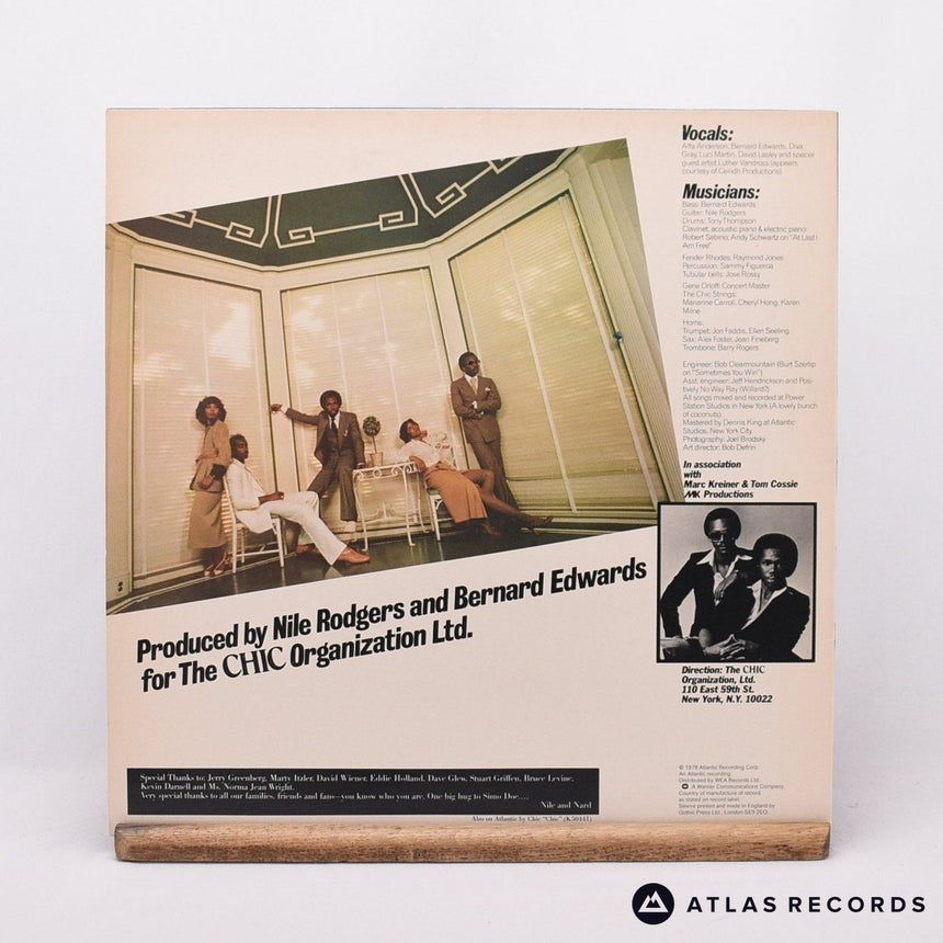 Chic - C'est Chic - Strawberry LP Vinyl Record - EX/EX